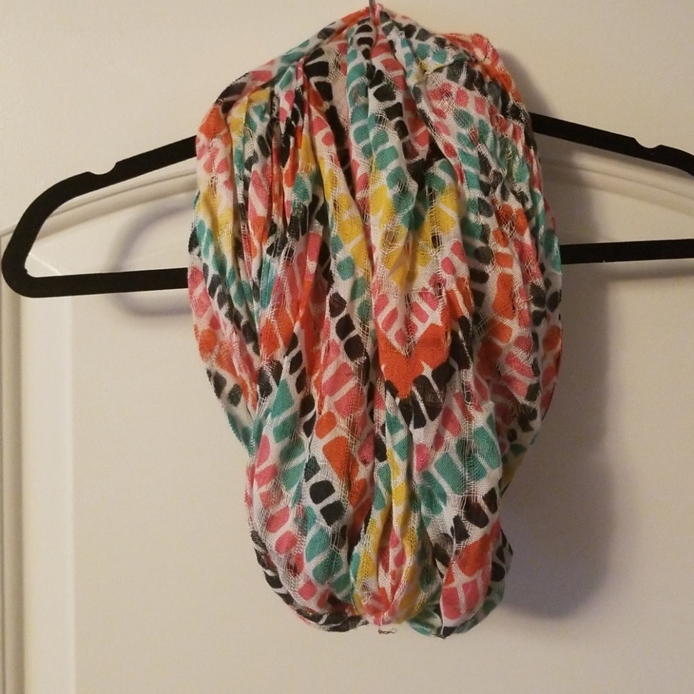 Infinity scarf